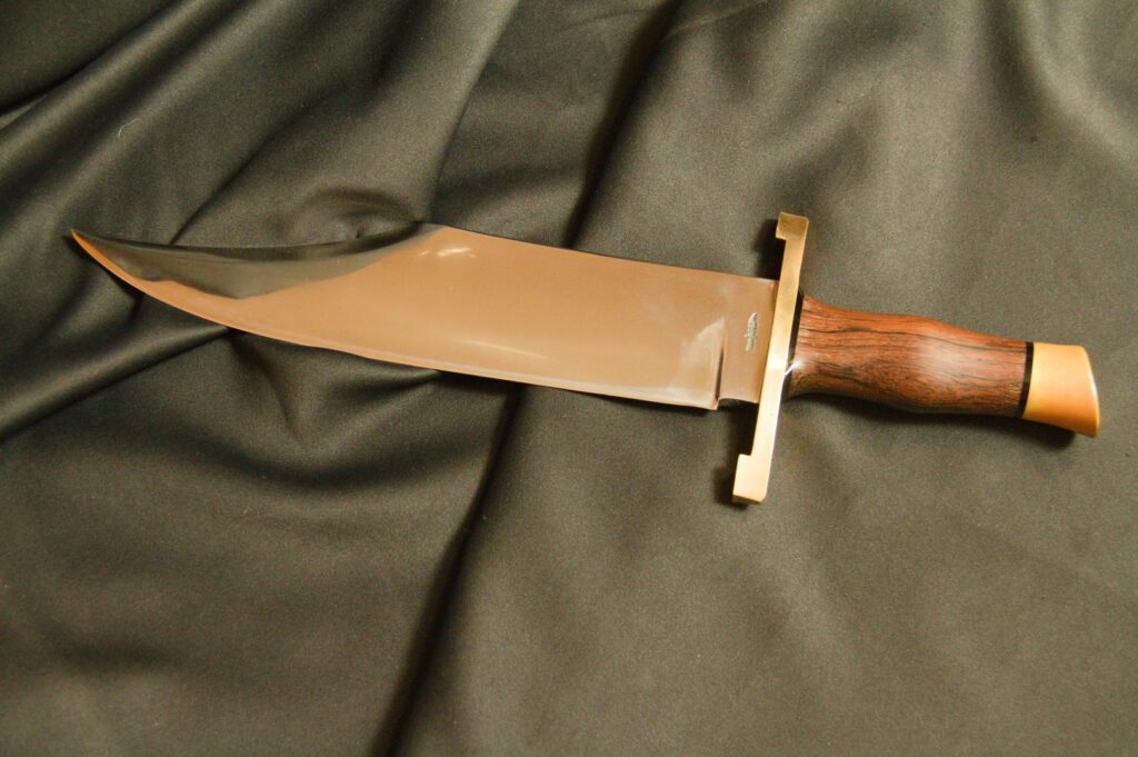 Hibben Southern Bowie