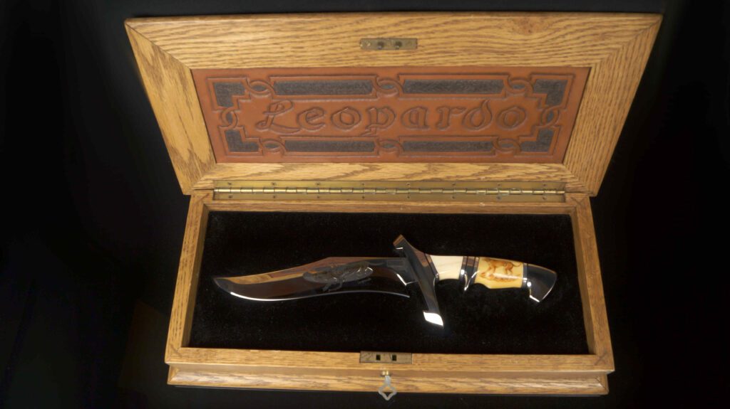 Leopardo - Davis Knives - Shaw Leibowitz