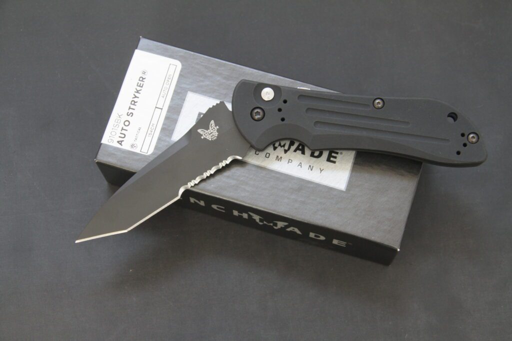 NEW Benchmade Auto Stryker