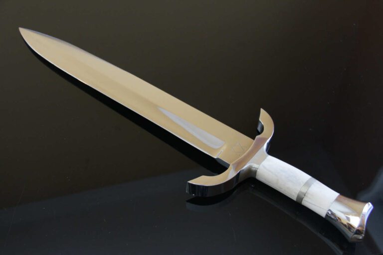 Gil Hibben Short Sword - Utah