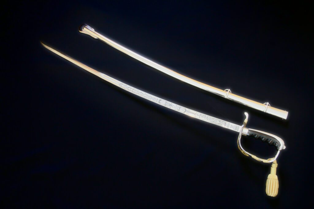 Vanguard V-21-N Officers Sabre