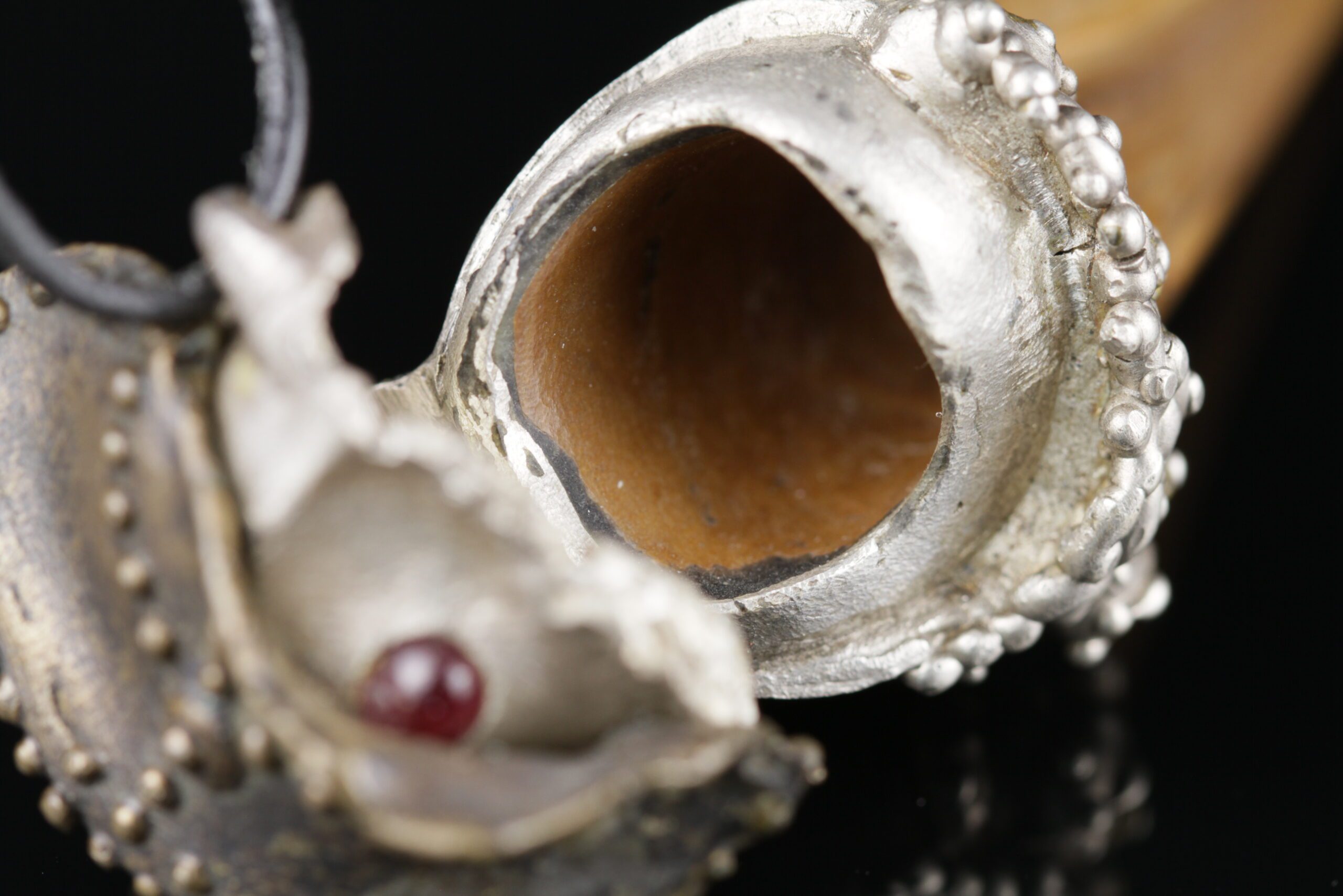 "Cock Robin" Apothecary vial - Image 4