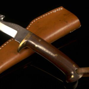 Guthook Skinner  -Enedino De Leon