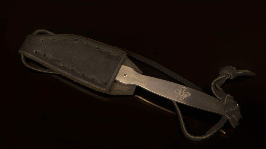 Joe Knuth - Skeletonized Upswept Neck Knife