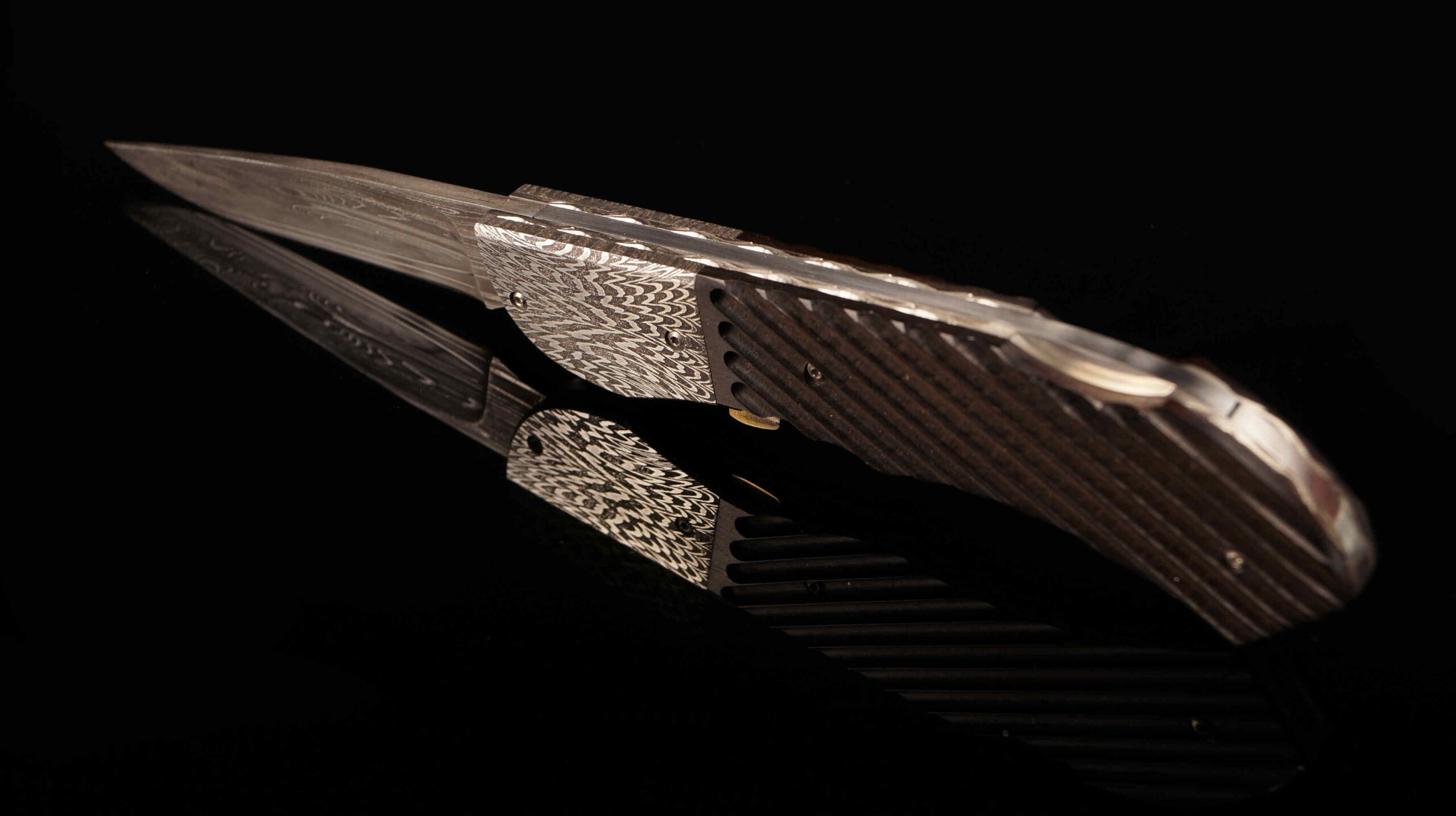 Ralph Turnbull Custom Damascus Button-Lock Automatic Folder - Image 3