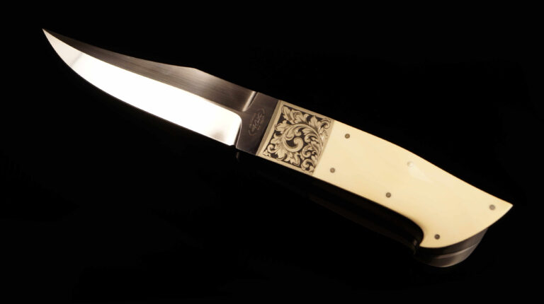 Custom Fred Carter Hand-Engraved 2 Knife Set