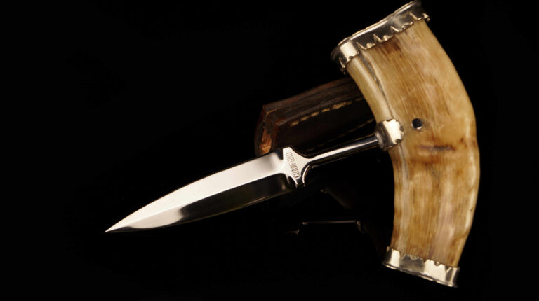 Vintage 1977 Pat Crawford Custom Push Dagger #7  Stag Horn Handle